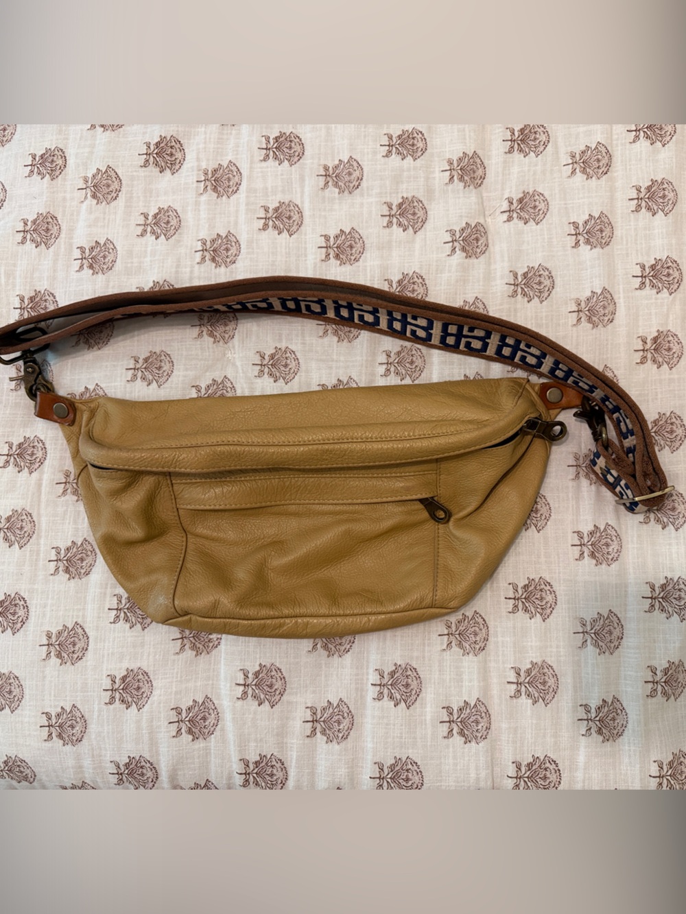 Parker Thatch Cross Your Heart Sling in Butterscotch & Modernist strap